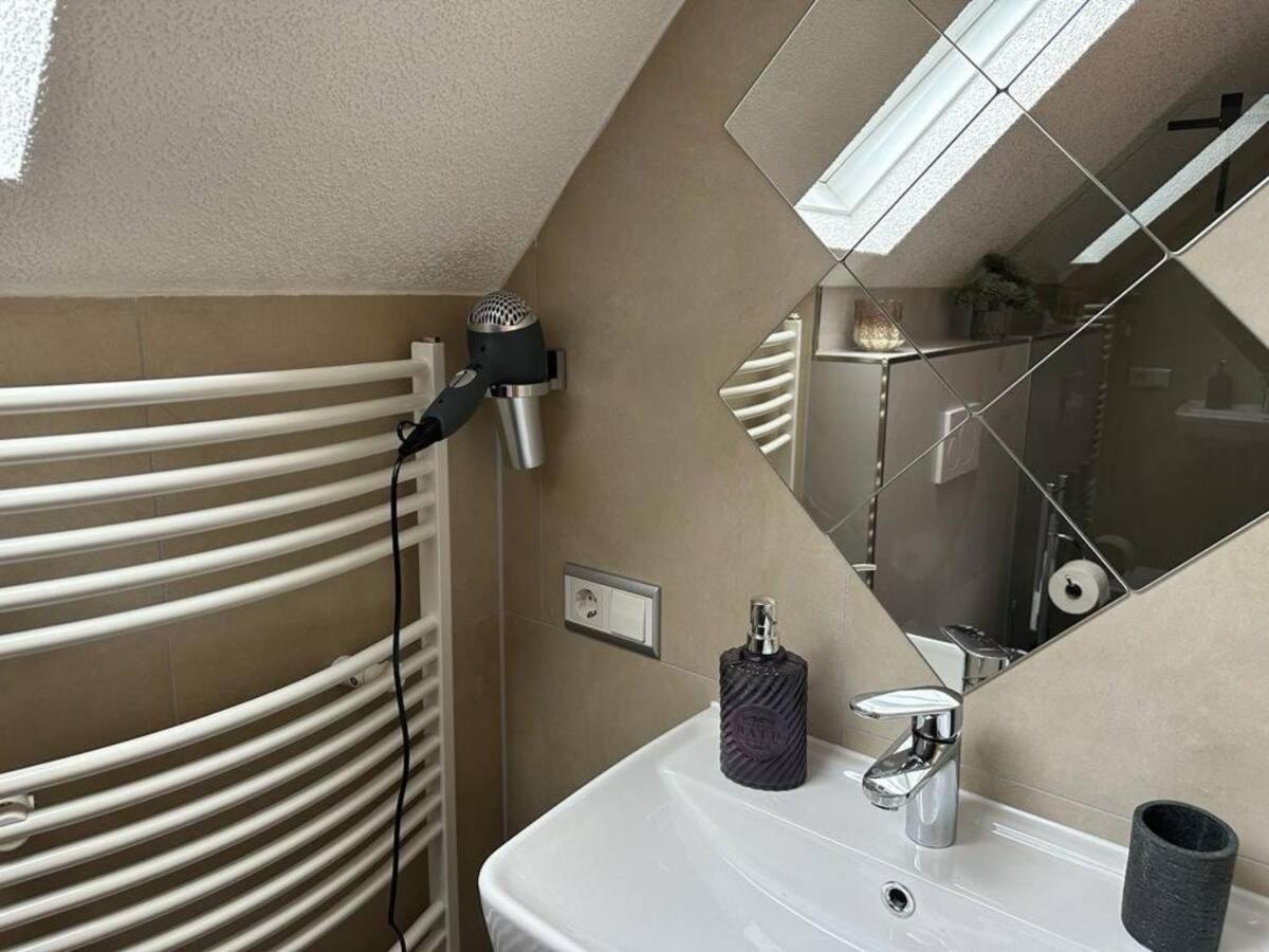 Lifestyle Apartment Синшайм Екстериор снимка